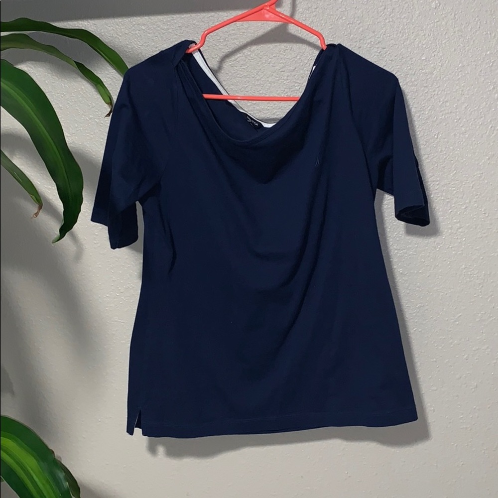 Nautica t shirt